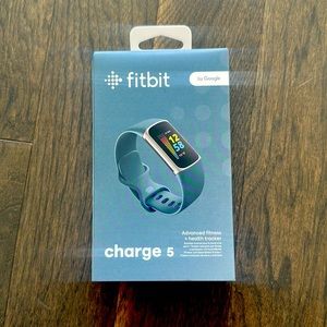 Fitbit Charge 5